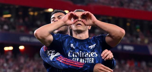 当埃泽与马, alt, 的尴尬 当埃泽与马, alt, 的尴尬