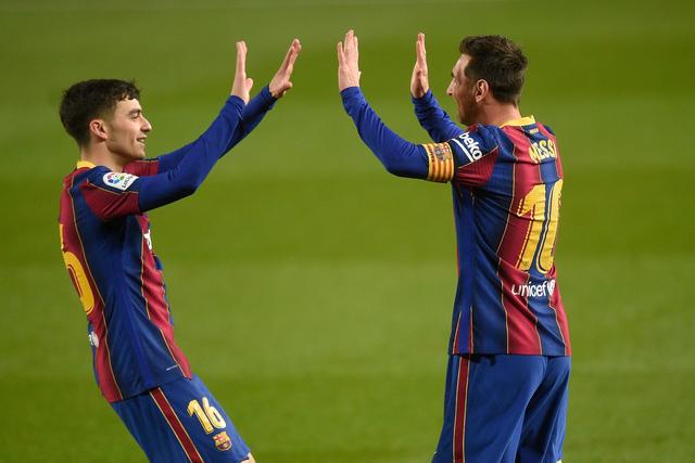 导地位的, 对手 导地位的, 对手