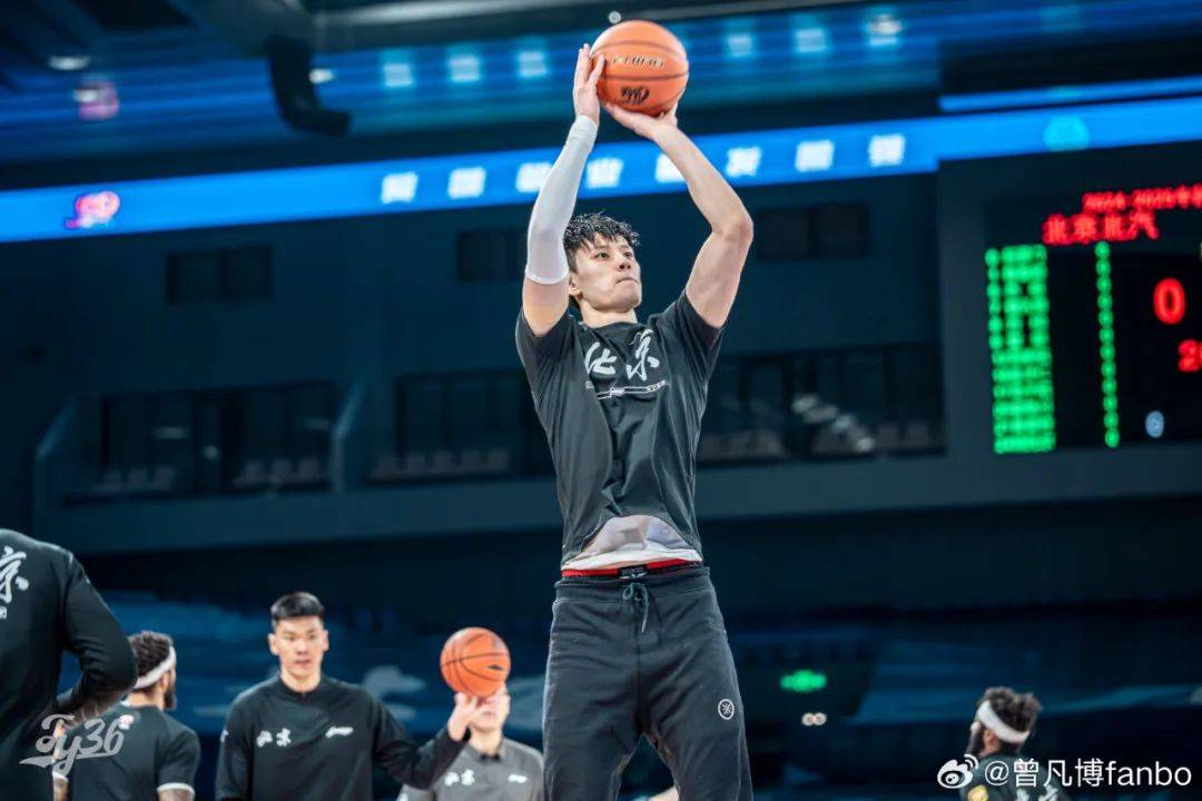 着膝伤坚持 着膝伤坚持