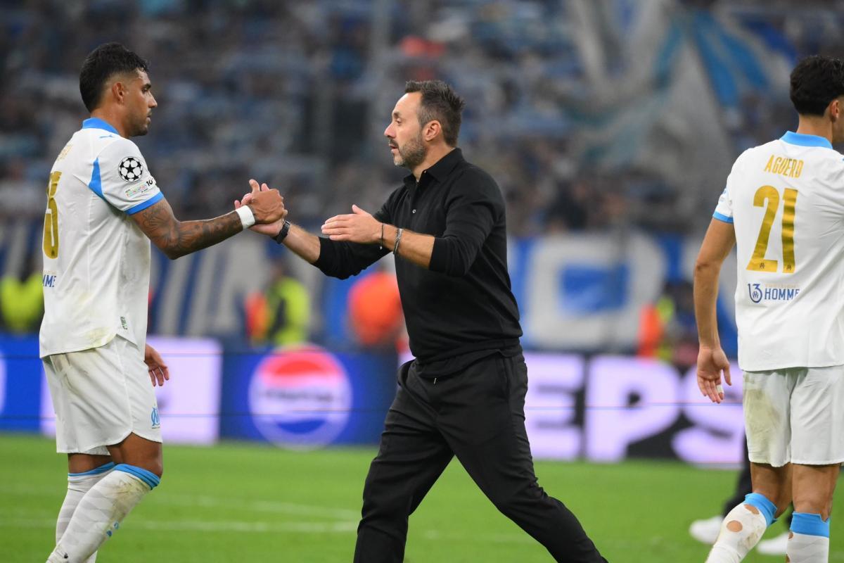 Ménès, 节目上表达